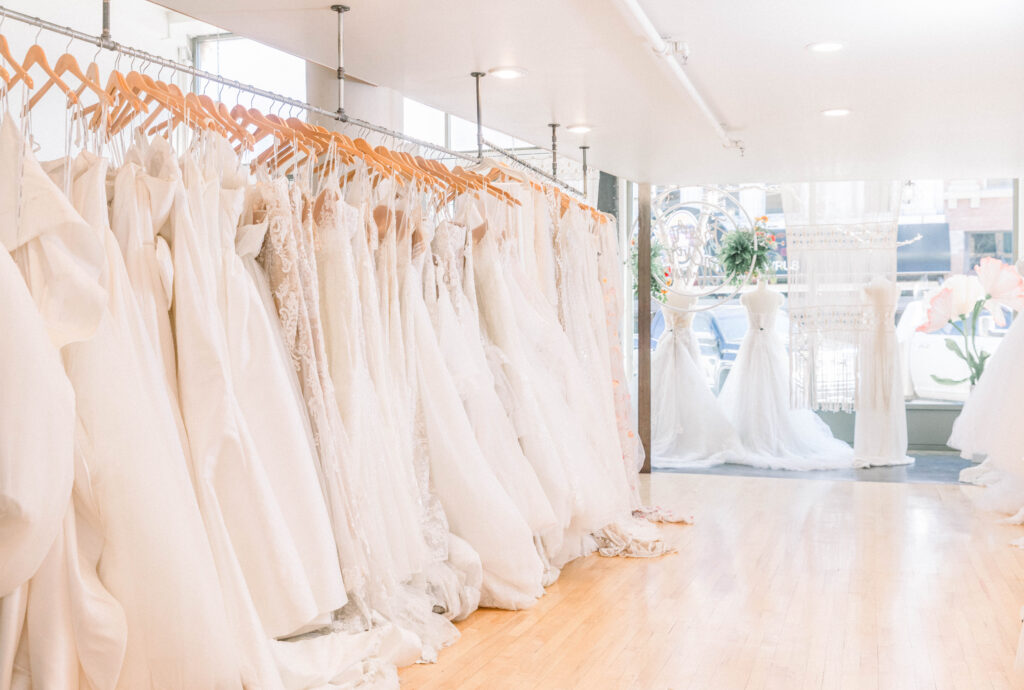 Wedding dresses in belle en blanc billings mt.